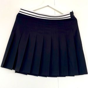 Banana republic mini black skirt